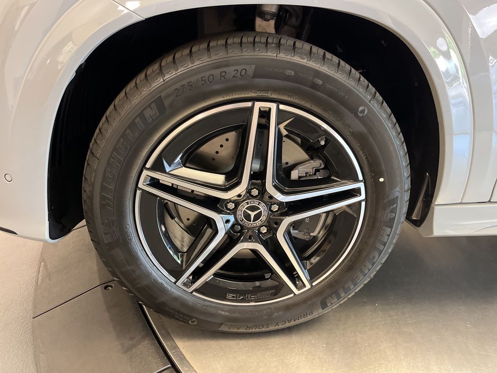 Thumbnail: 2026 Mercedes-Benz GLE - 10