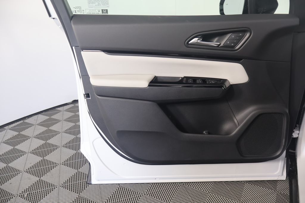 2025 Honda Prologue Touring 7
