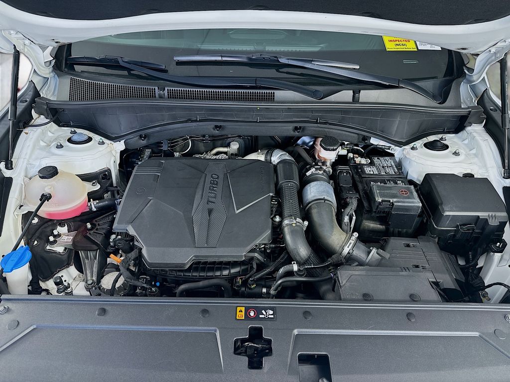 HyundaiSanta Fe33