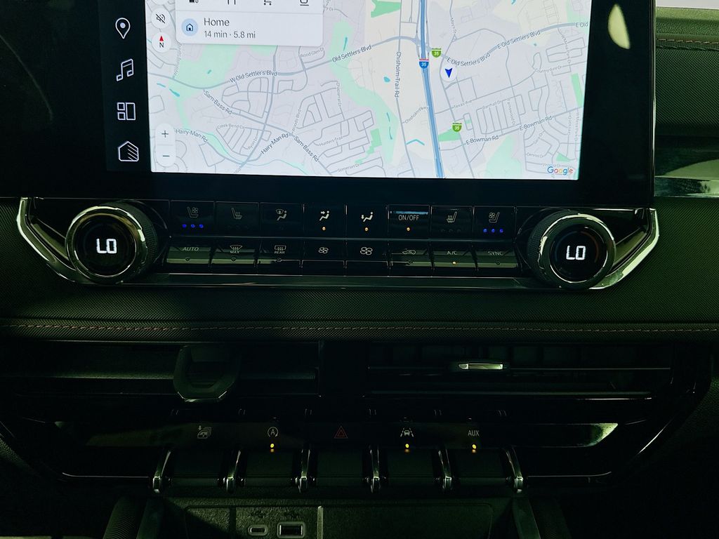 Thumbnail: 2025 Chevrolet Colorado - 16