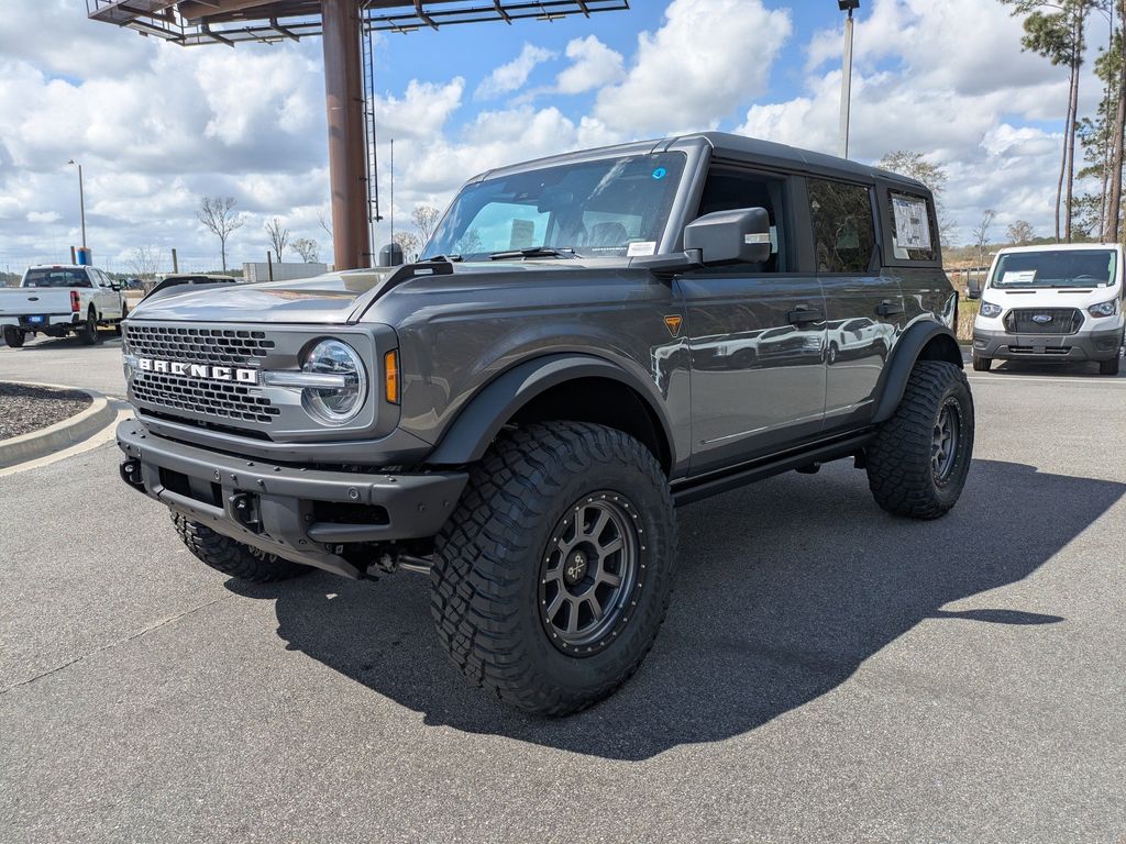 2025 Ford Bronco Badlands