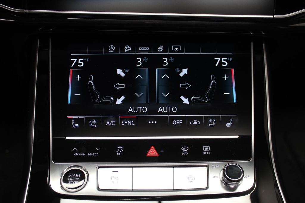 Thumbnail: 2026 Audi Q8 - 17