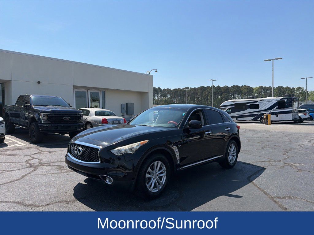 2017 INFINITI QX70 