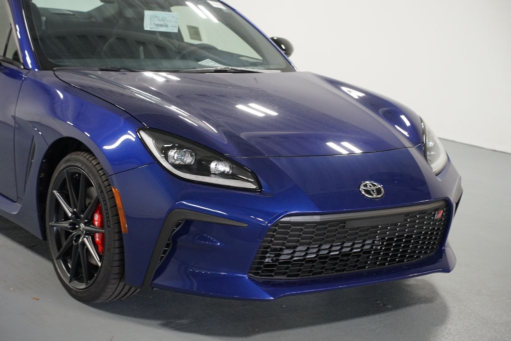 Thumbnail: 2026 Toyota GR86 - 4