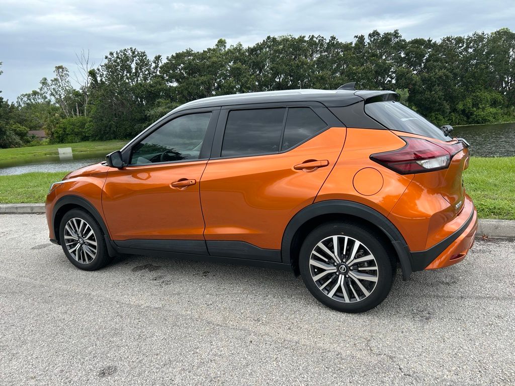 Thumbnail: 2021 Nissan Kicks - 3
