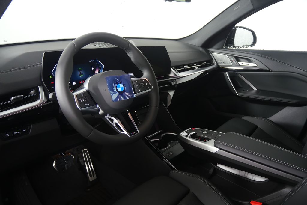 Thumbnail: 2026 BMW X2 - 13