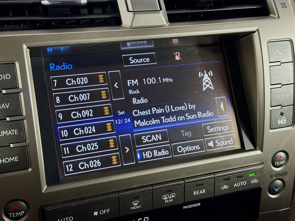 Thumbnail: 2016 Lexus GX - 15