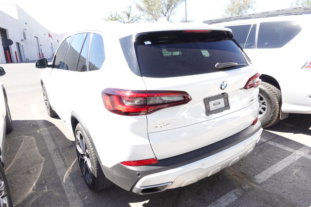 2023 BMW X5 sDrive40i's photo