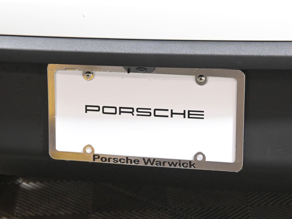 Thumbnail: 2026 Porsche Macan - 14