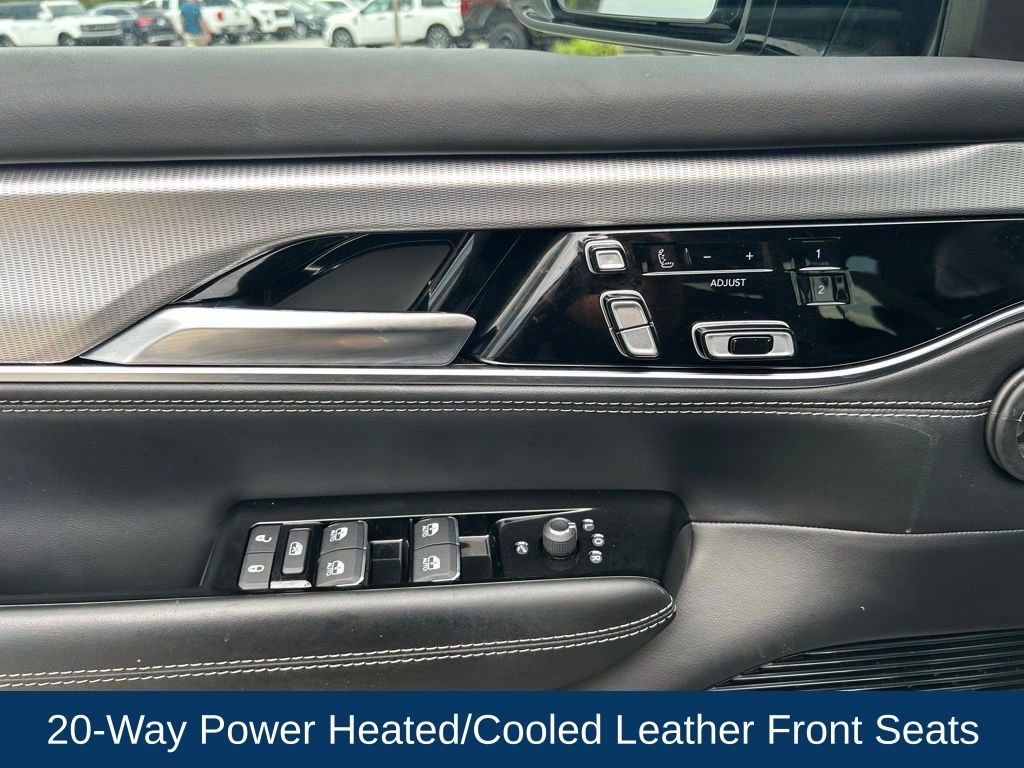 2023 Jeep Grand Wagoneer L Base