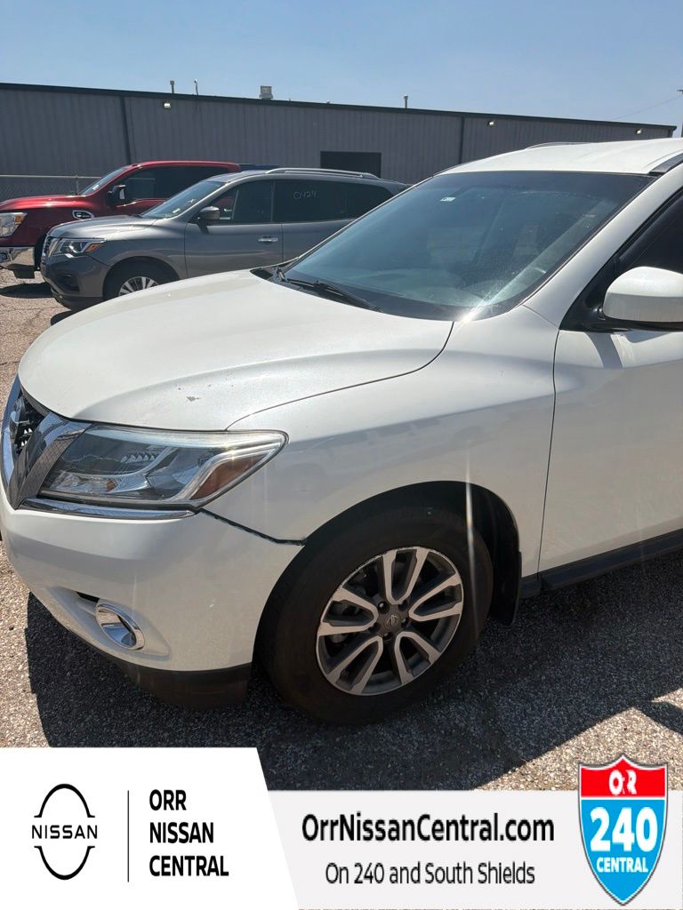2015 Nissan Pathfinder SV