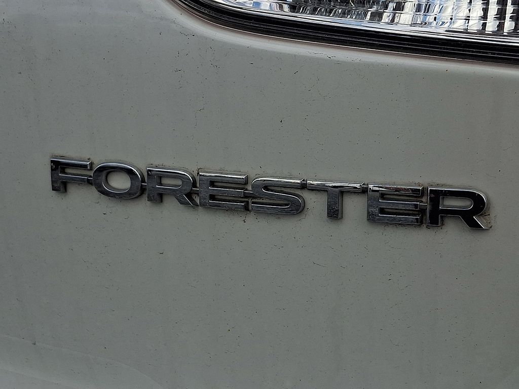2020 Subaru Forester Base White at Spitzer Acura