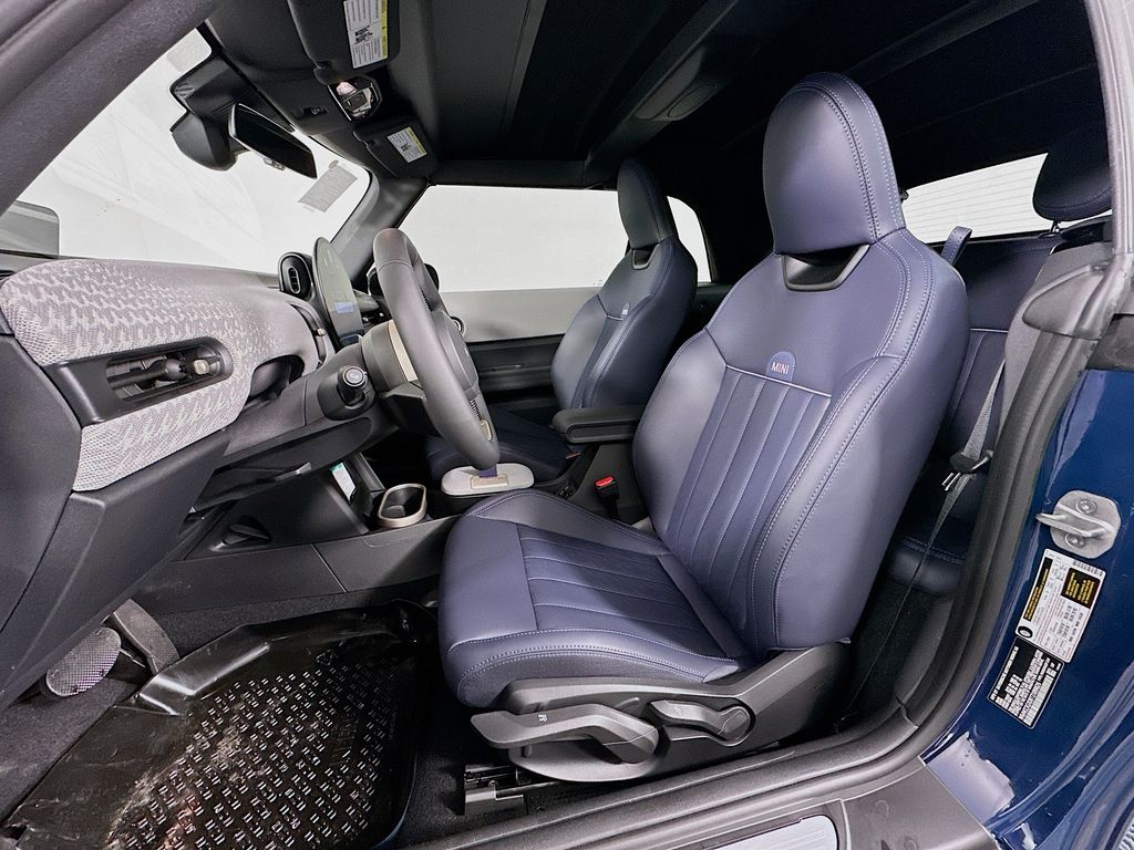 Thumbnail: 2026 MINI Cooper - 16