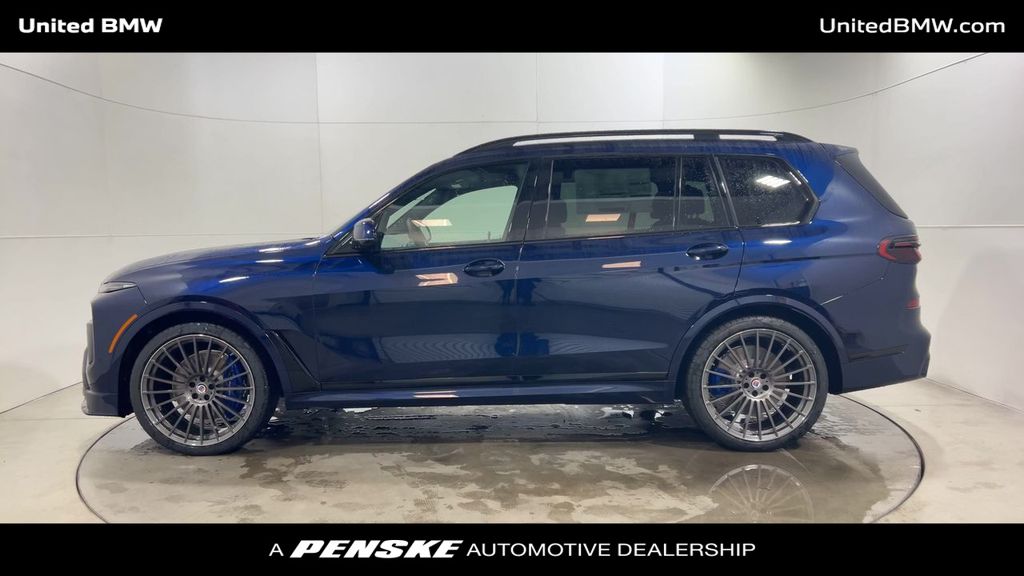 Thumbnail: 2026 BMW X7 - 5