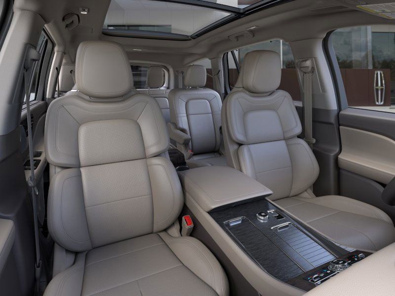Thumbnail: 2024 Lincoln Aviator - 10