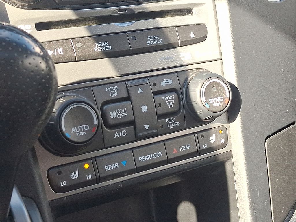 Thumbnail: 2012 Honda Pilot - 16