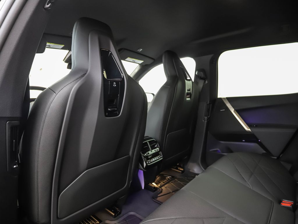 Thumbnail: 2026 BMW iX - 20