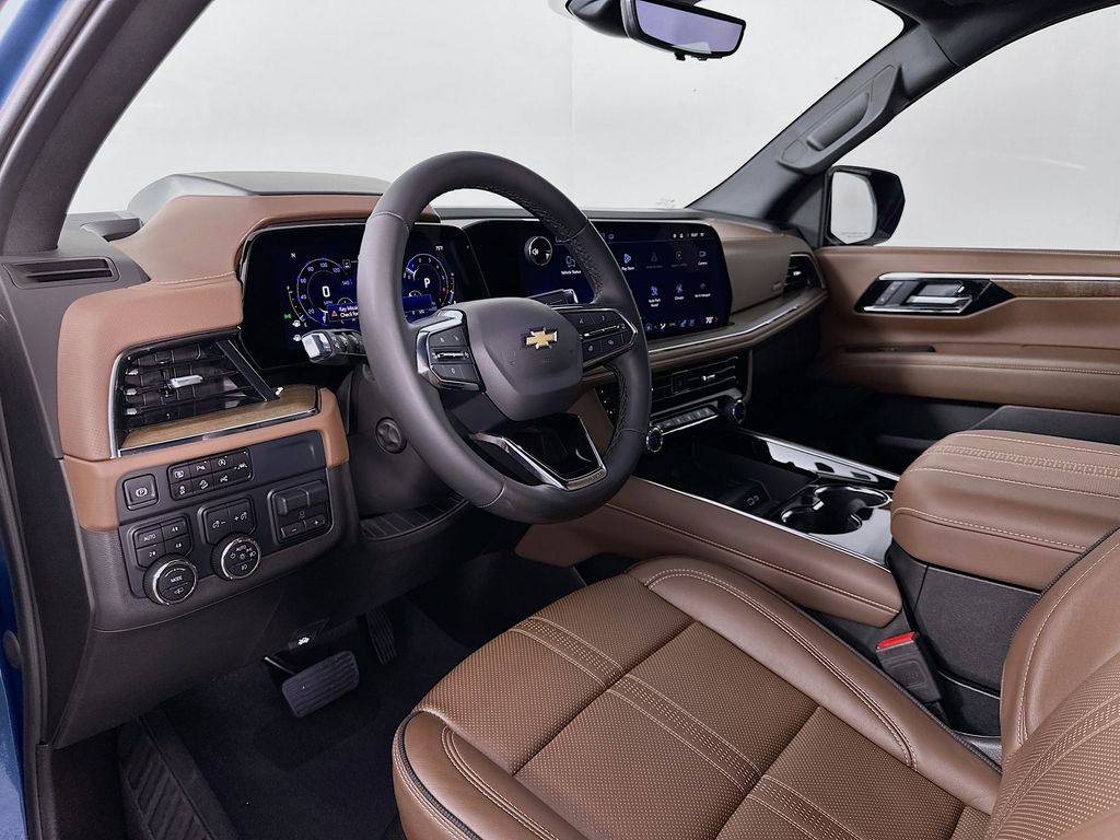 Thumbnail: 2025 Chevrolet Tahoe - 9