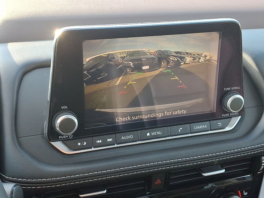 Thumbnail: 2022 Nissan Rogue - 19