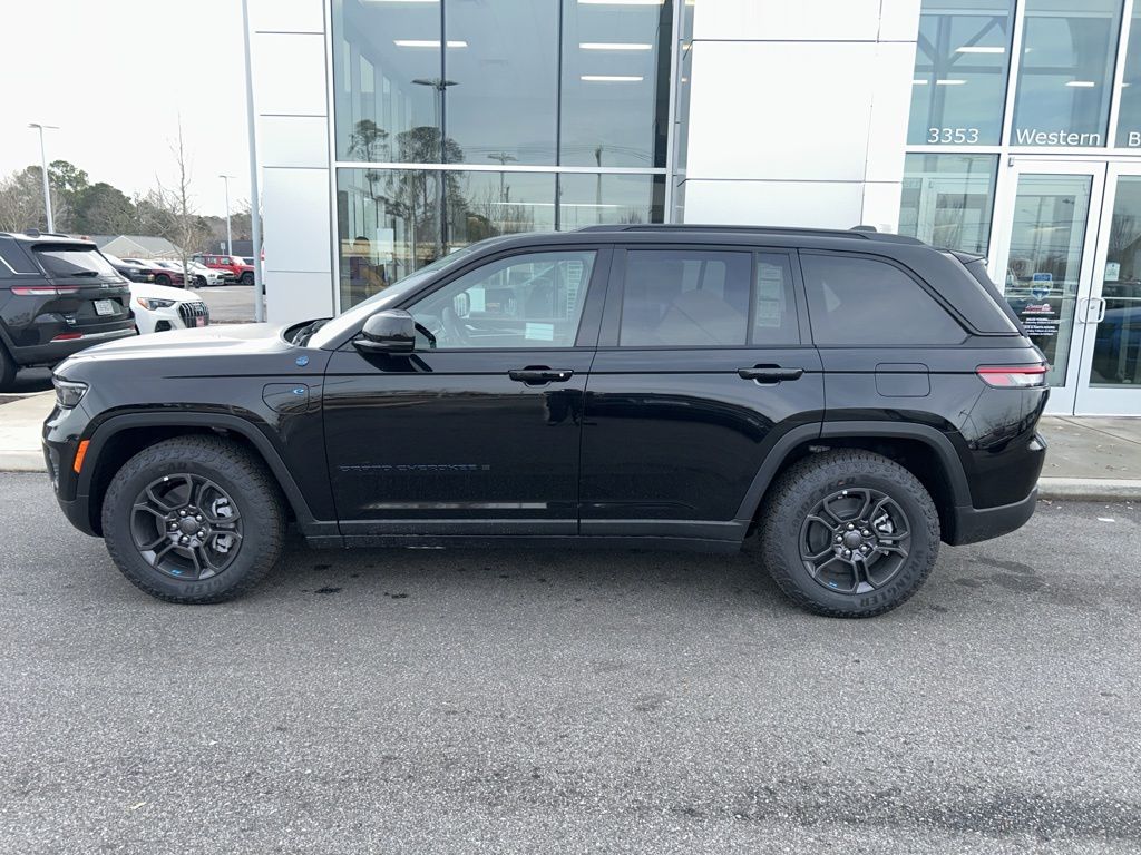 New 2024 Black Jeep Trailhawk 4xe image 3