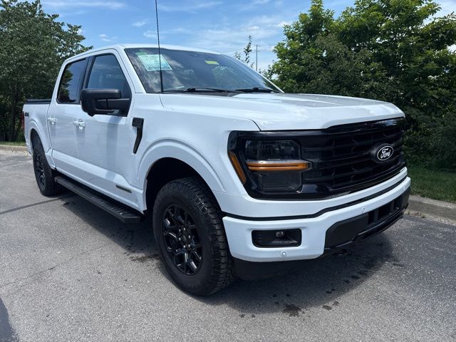 Oxford White 2024 Ford F-150 XLT SuperCrew 4WD Pickup Truck Four-Wheel Drive Automatic