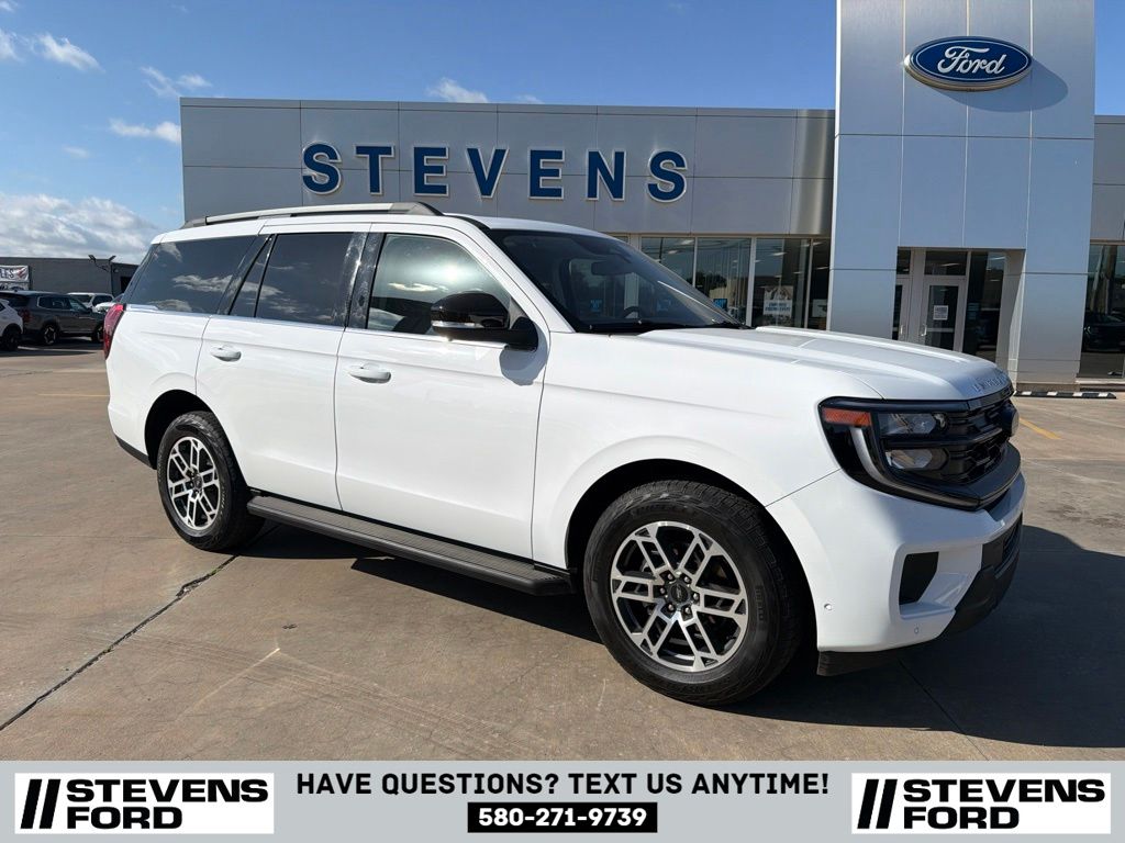 2025 Ford Expedition Active 4WD