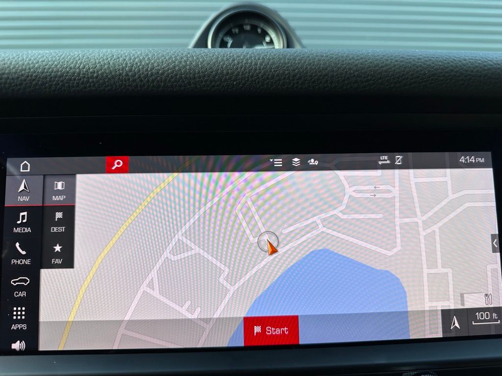 Thumbnail: 2024 Porsche Macan - 30