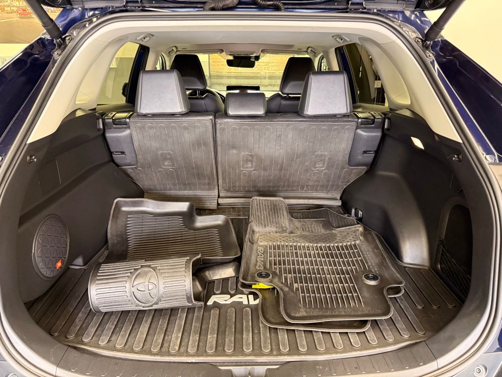 Thumbnail: 2024 Toyota RAV4 - 24