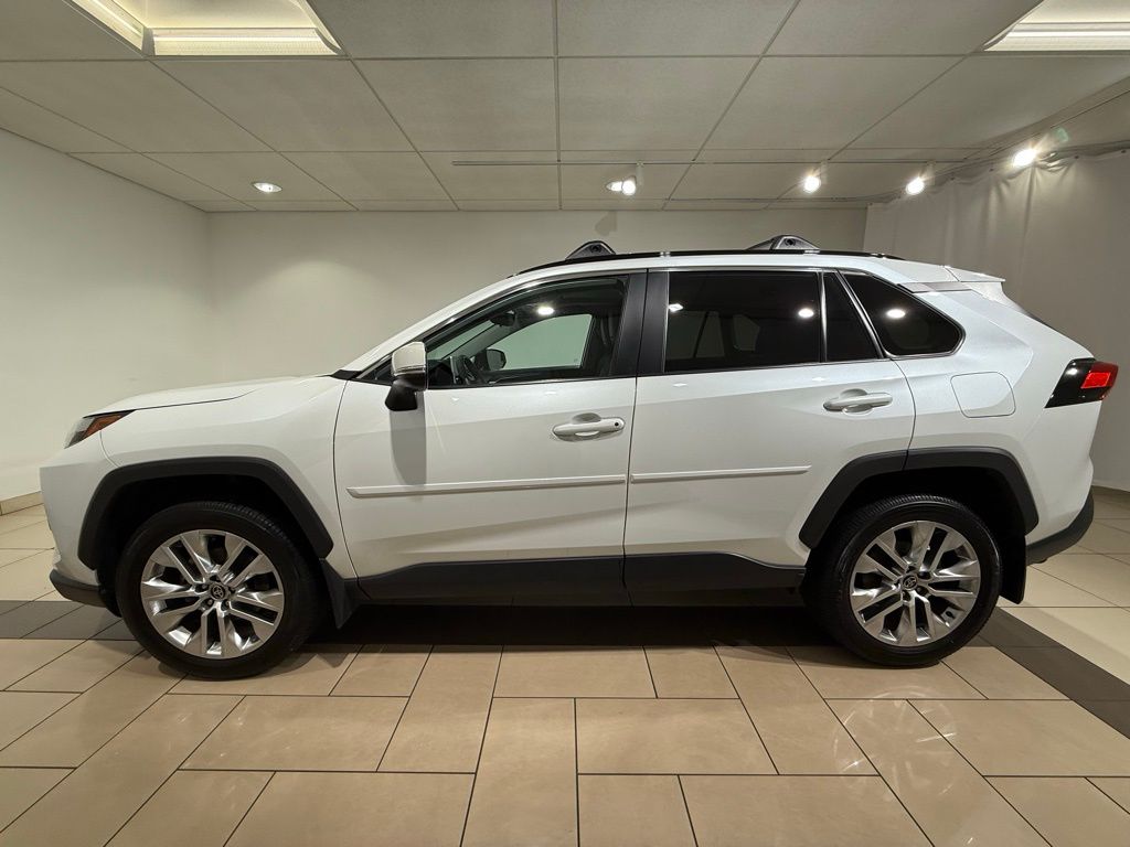 Thumbnail: 2025 Toyota RAV4 - 2