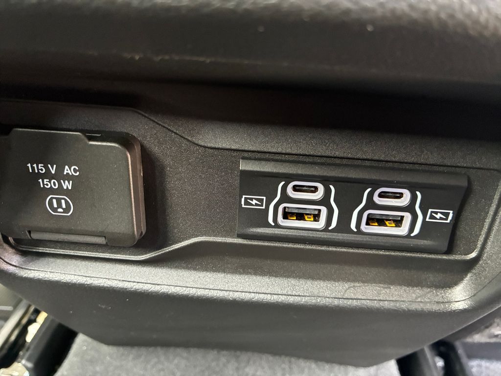 New Car 2025 Jeep Grand Cherokee  Laredo X For Sale Under $40,000 In Austin, Texas