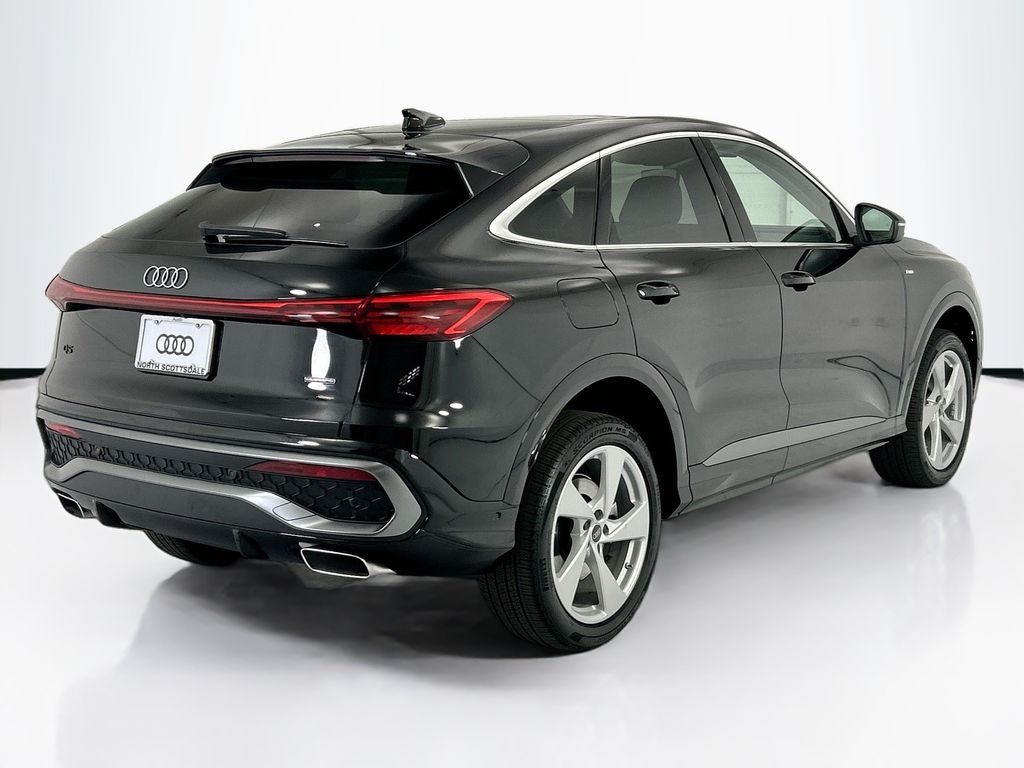 Thumbnail: 2026 Audi Q5 - 5