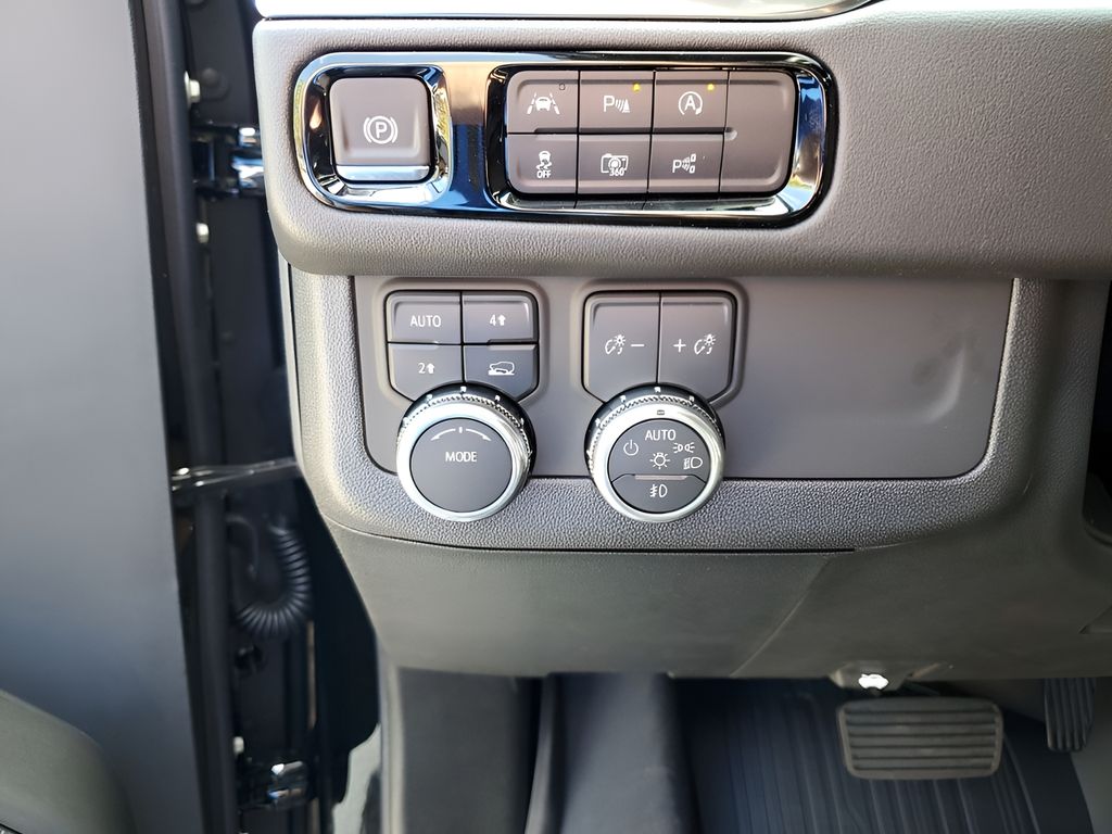 New Car 2025 Gmc Yukon  Elevation For Sale Under $80,000 In Austin, Texas