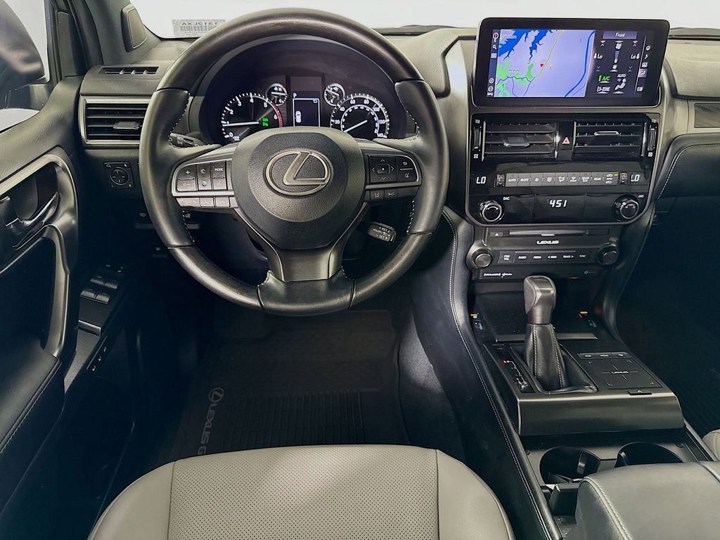 Thumbnail: 2023 Lexus GX - 23