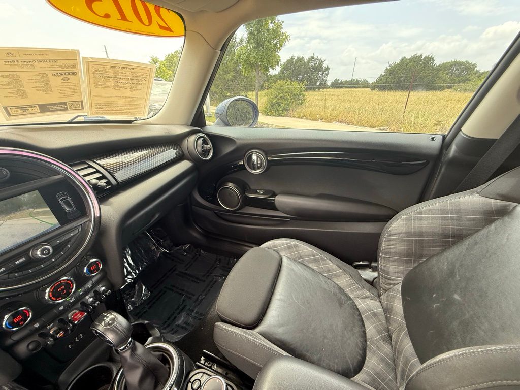 Thumbnail: 2015 MINI Cooper - 20
