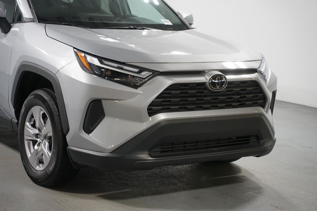 Thumbnail: 2023 Toyota RAV4 - 4