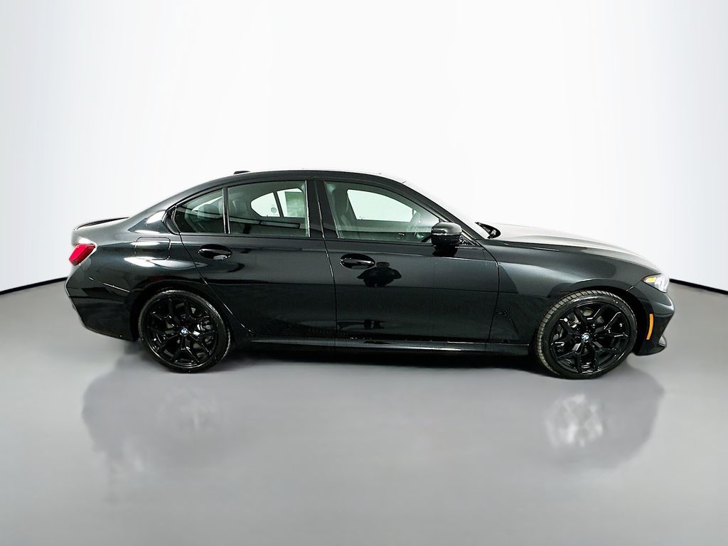 Thumbnail: 2026 BMW 3 Series - 4