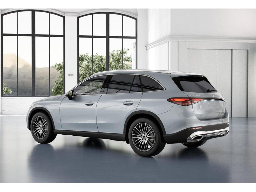 Thumbnail: 2027 Mercedes-Benz GLC - 30