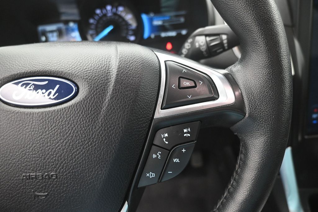 Used 2024 Ford Edge SUV