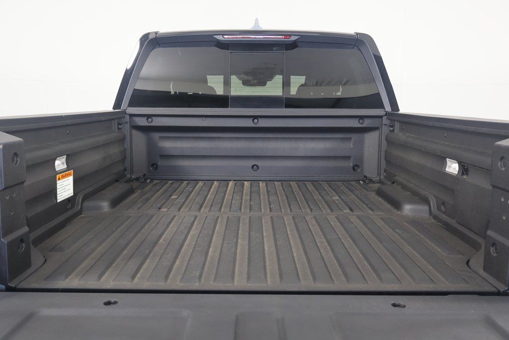 2025 Honda Ridgeline Black Edition 8