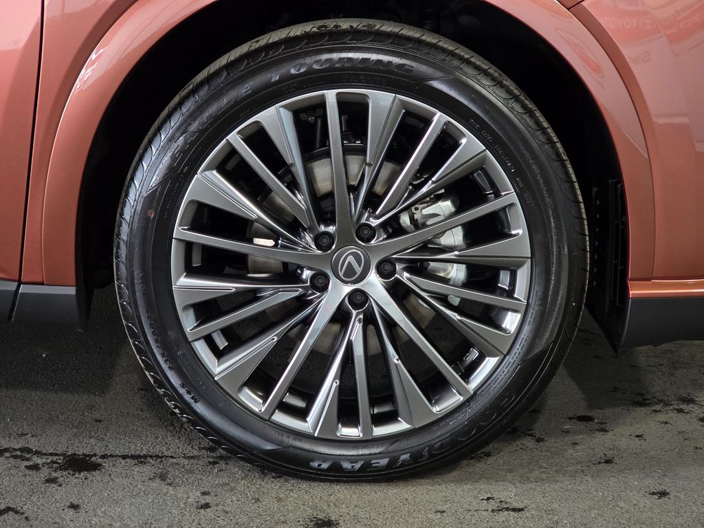 Thumbnail: 2026 Lexus RX - 4