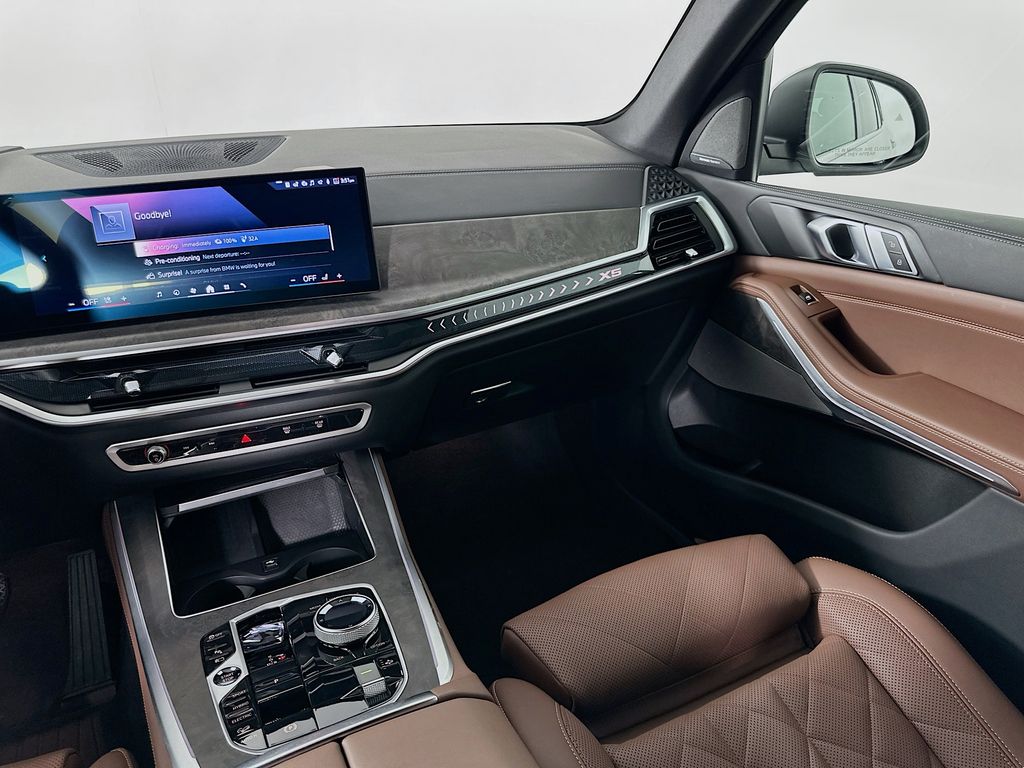 Thumbnail: 2025 BMW X5 - 24