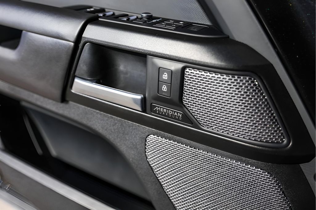 Used Car 2023 Land Rover Defender 110  V8 For Sale Under $80,000 In Austin, Texas