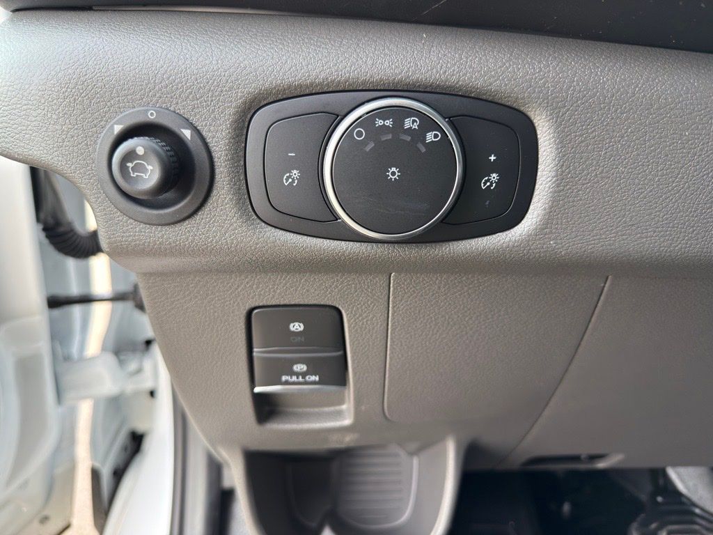 New 2026 White Ford Base image 18