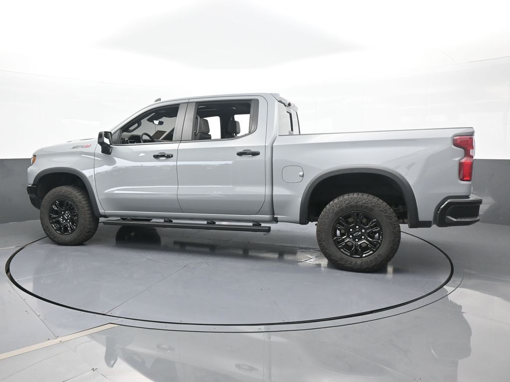 Used 2024 Chevrolet Silverado 1500 ZR2 with VIN 3GCUDHE81RG340172 for sale in Miami, FL