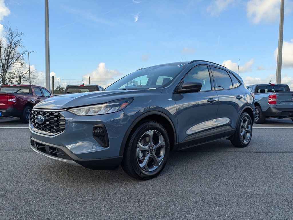 2025 Ford Escape ST-Line