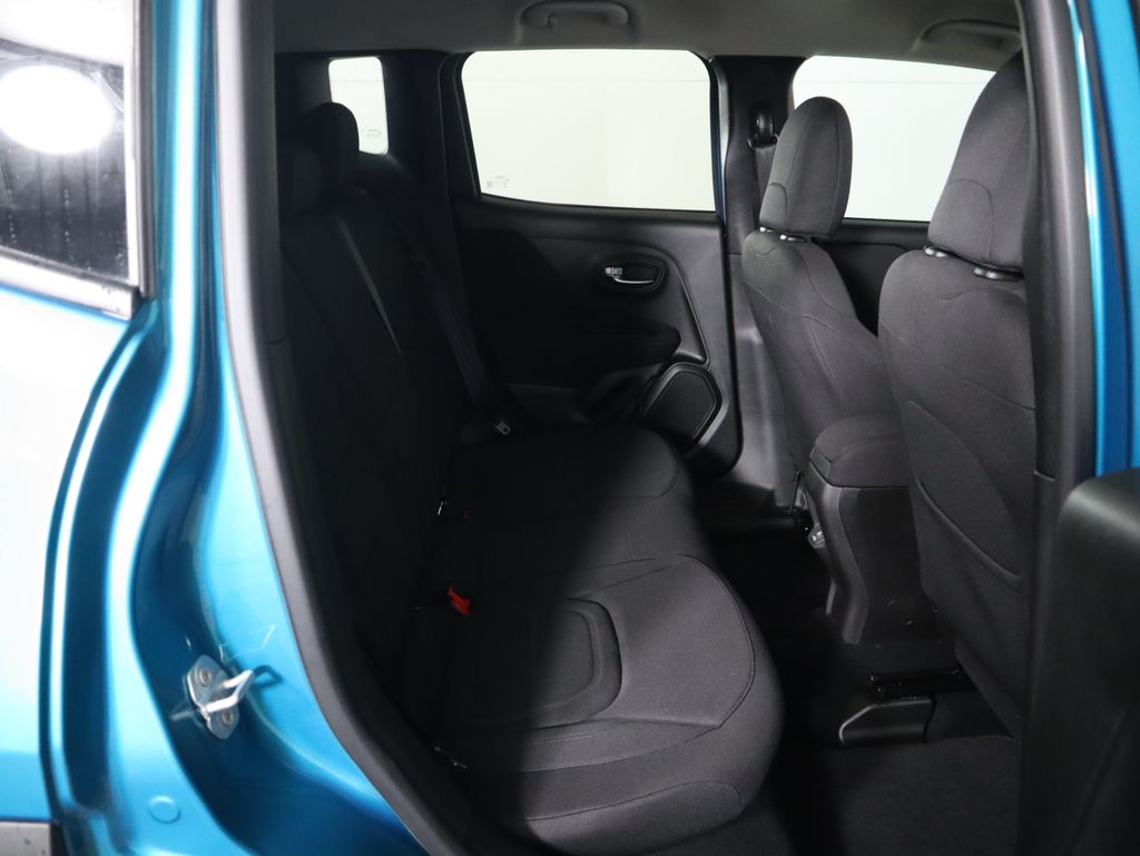 Thumbnail: 2021 Jeep Renegade - 22