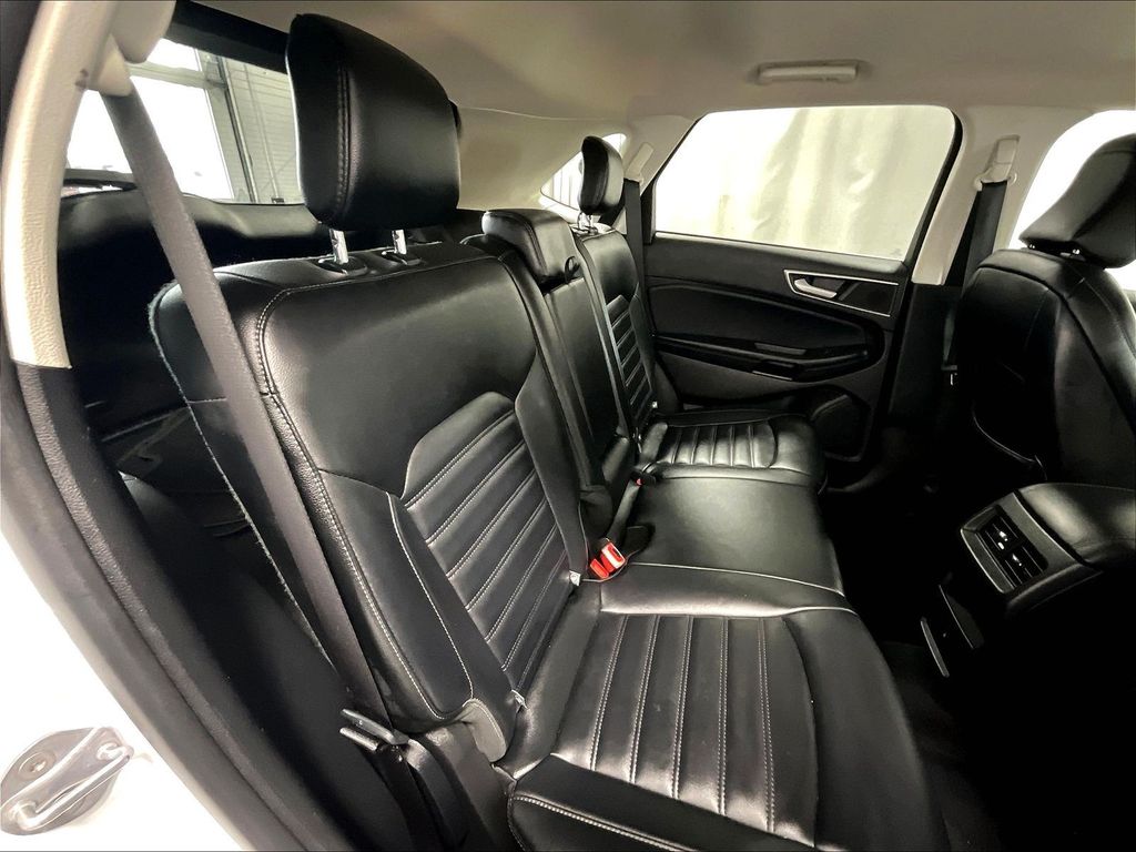 2023 Ford Edge — photo 16