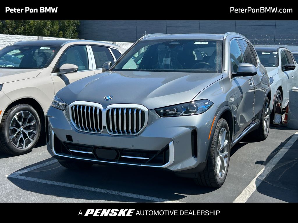 Thumbnail: 2026 BMW X5 - 1