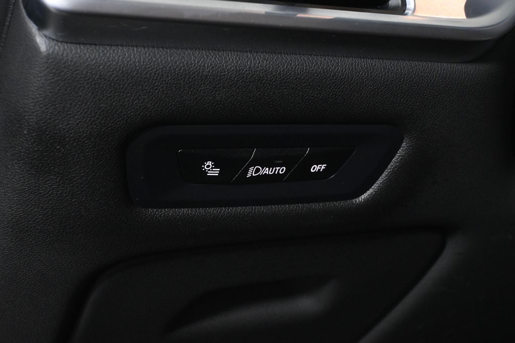 Thumbnail: 2025 BMW X5 - 27