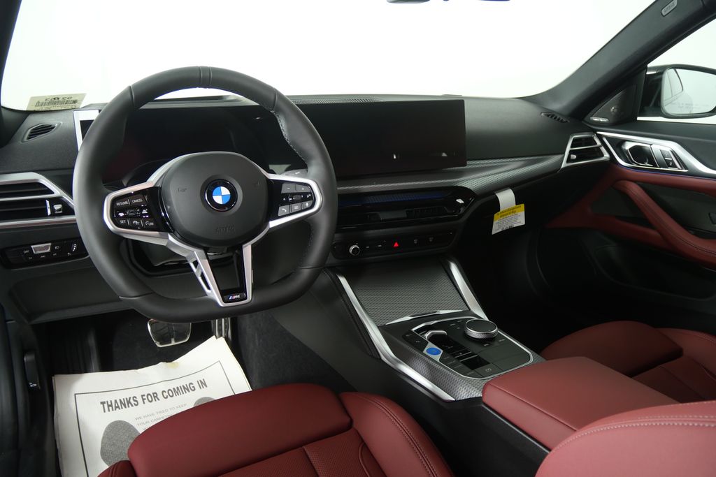 Thumbnail: 2026 BMW i4 - 18